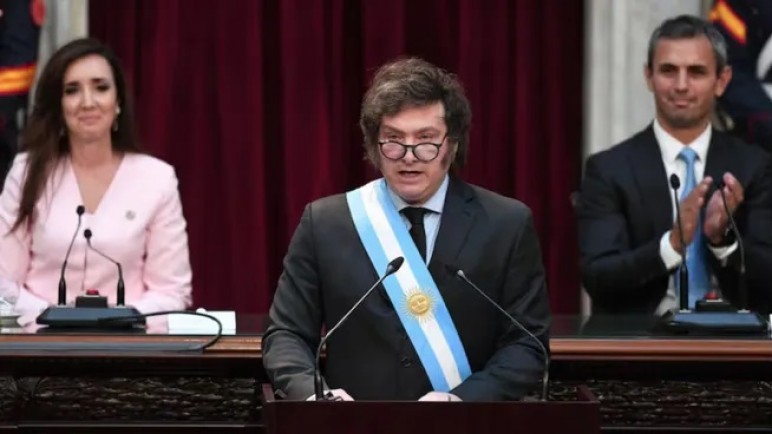 La Libertad Avanza contra las cuerdas: Usa tácticas dilatorias para frenar leyes clave sobre jubilaciones y discapacidad